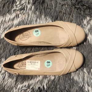 Life Stride Simply Comfort Shoes brand new!